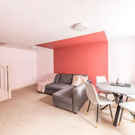 דירה Newly Refurbished Medway With Free Parking By Prescott *