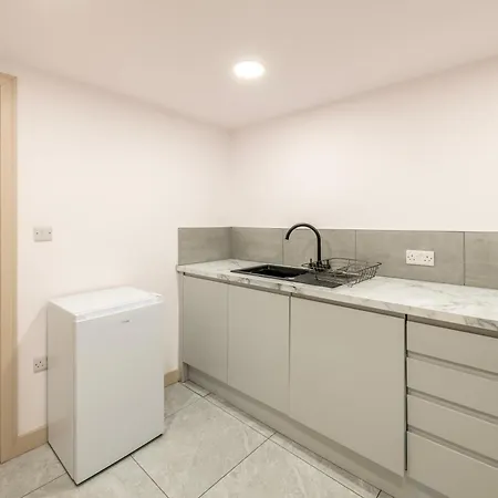 Newly Renovated Medway With Free Parking By Prescott * Bristol