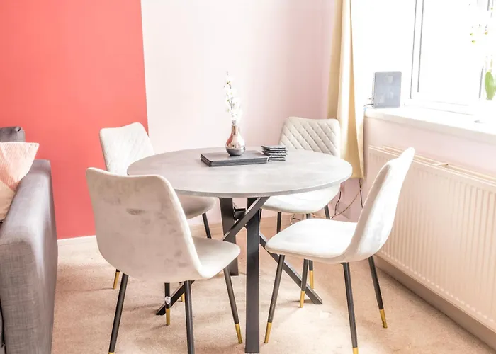 Newly Renovated Medway With Free Parking By Prescott Apartamento