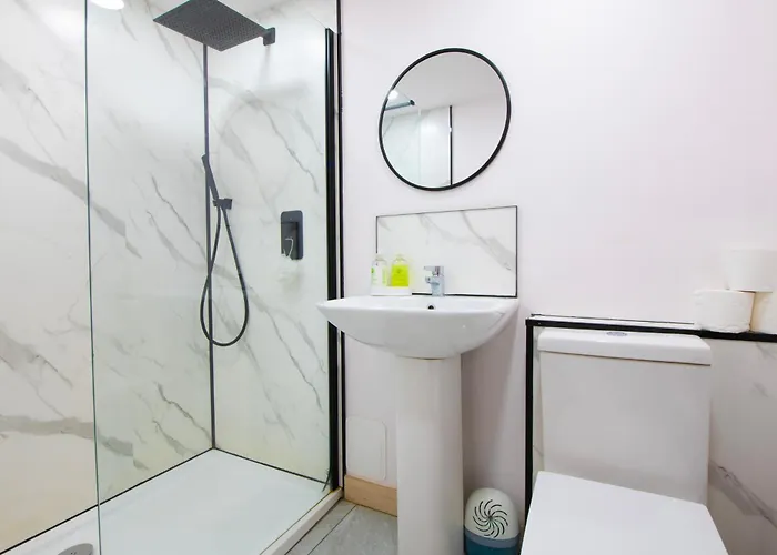 Newly Refurbished Medway With Free Parking By Prescott Apartmán